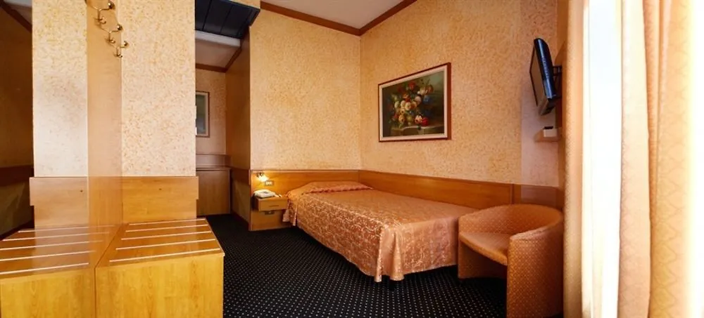 ****  Hotel Mentana, By R Collection Hotels Milano Italia